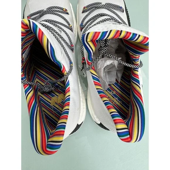 Adidas Arthur Ashe 1975 Crazy Explosive Low BHM Sneakers  display picture 1